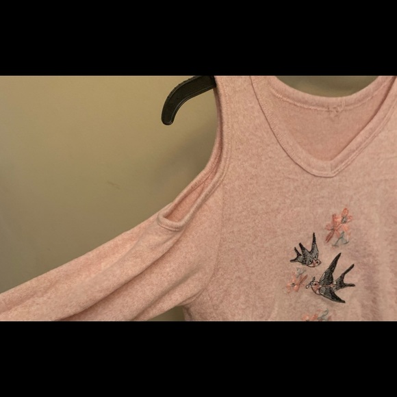 Girls cut out sweatshirt long sleeve soft top - Picture 3 of 4